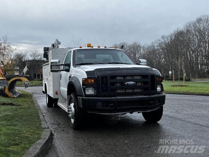 Ford F-550 Комунальні автомобілі / автомобілі загального призначення