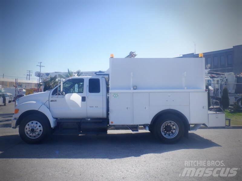 Ford F-750 Комунальні автомобілі / автомобілі загального призначення