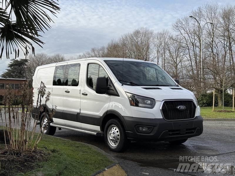 Ford Transit Панельні фургони