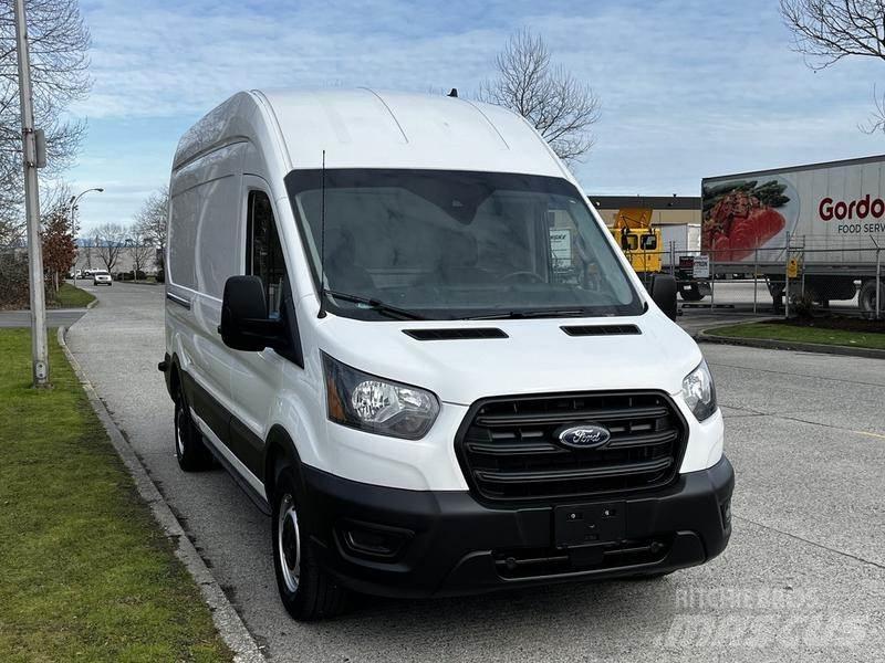 Ford Transit Панельні фургони