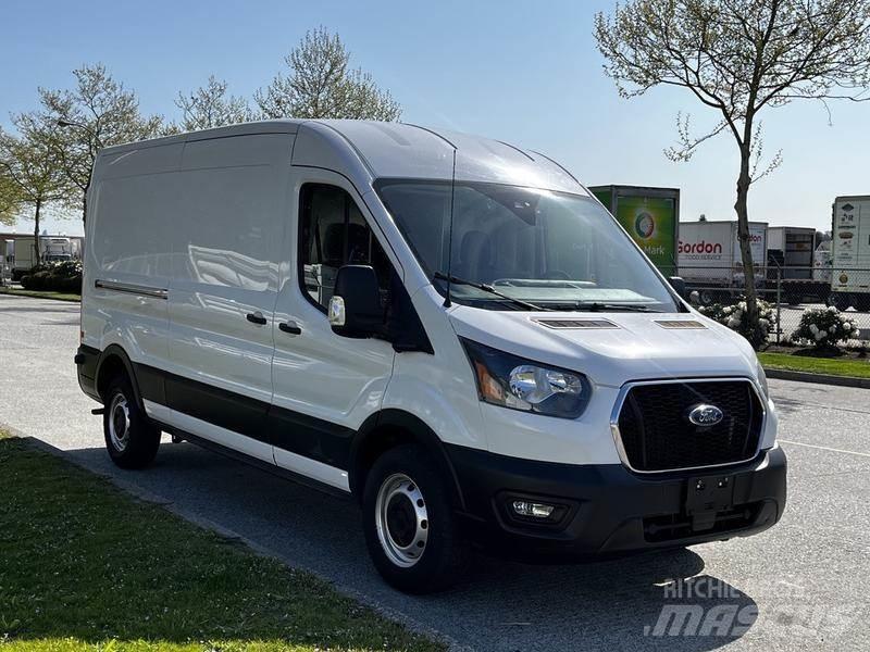 Ford Transit Панельні фургони
