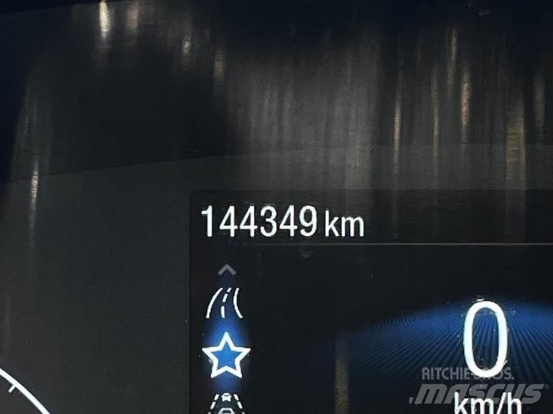 Ford Transit Панельні фургони