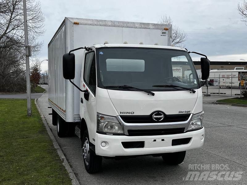 Hino 195 Панельні фургони