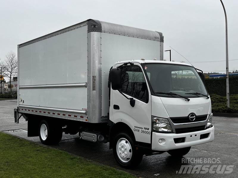 Hino 195 Панельні фургони