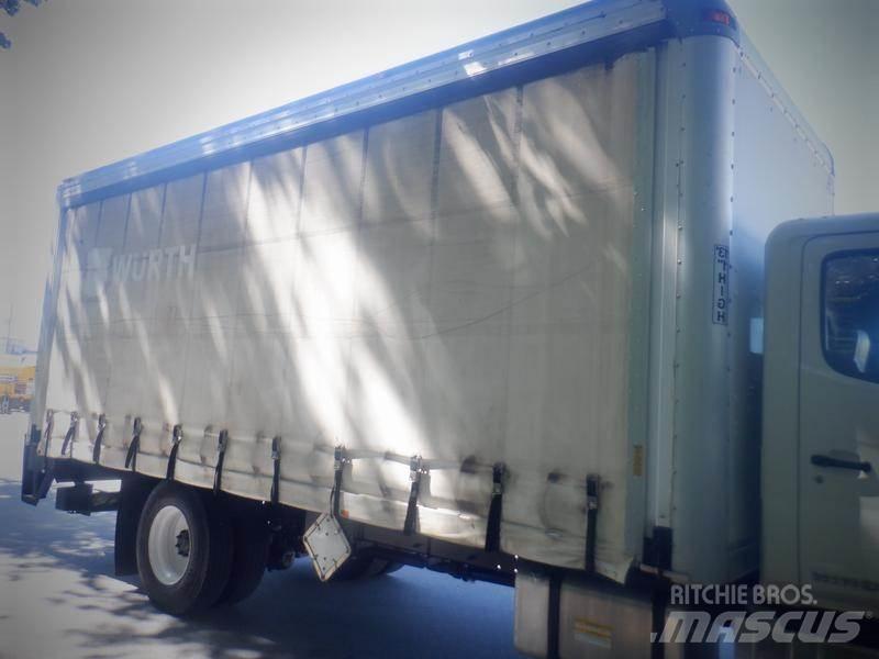 Hino 268 Панельні фургони