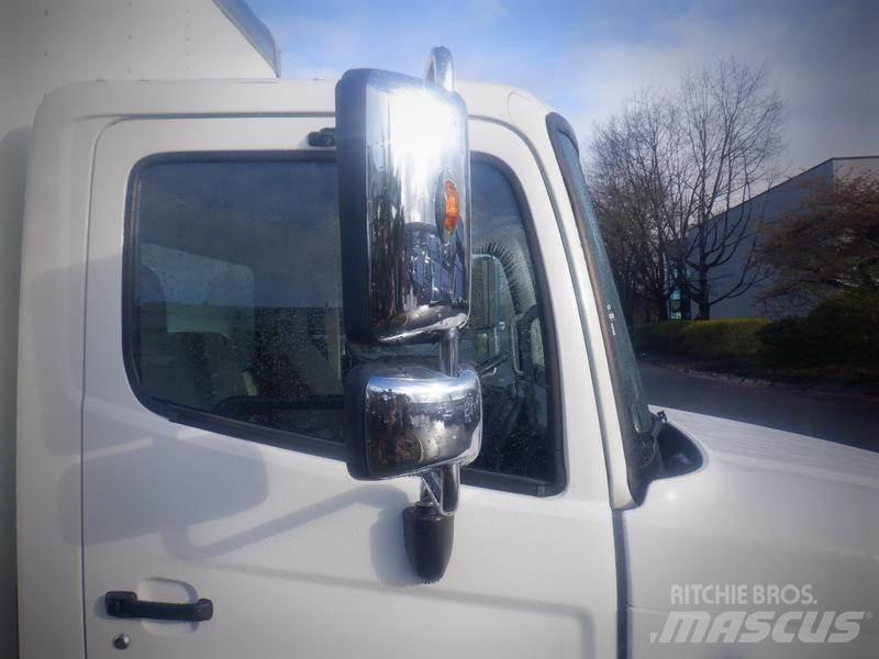 Hino 308 Панельні фургони