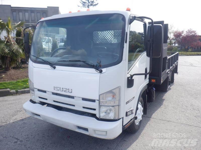 Isuzu NPR Вантажівки-платформи/бокове розвантаження