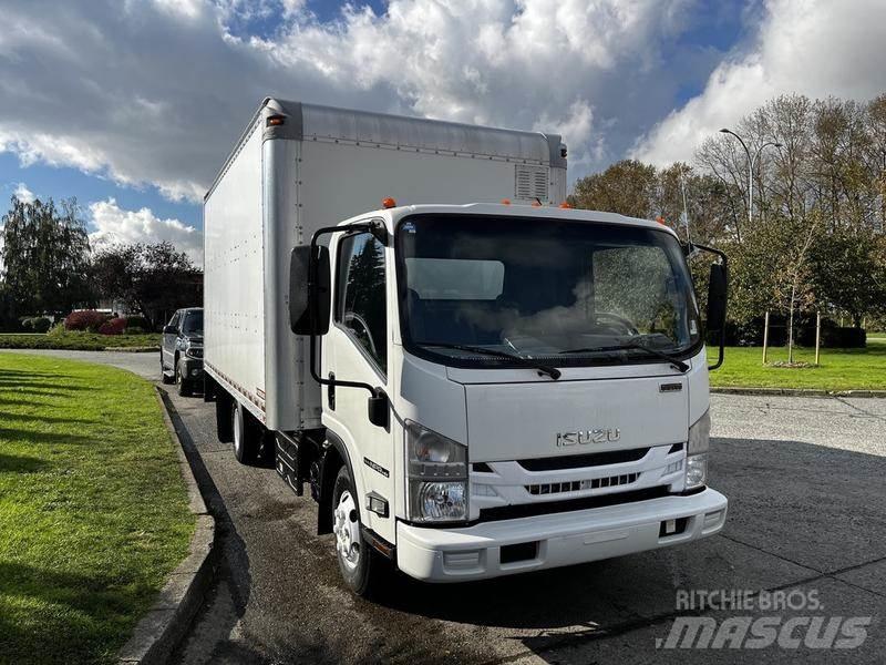 Isuzu NPR Панельні фургони