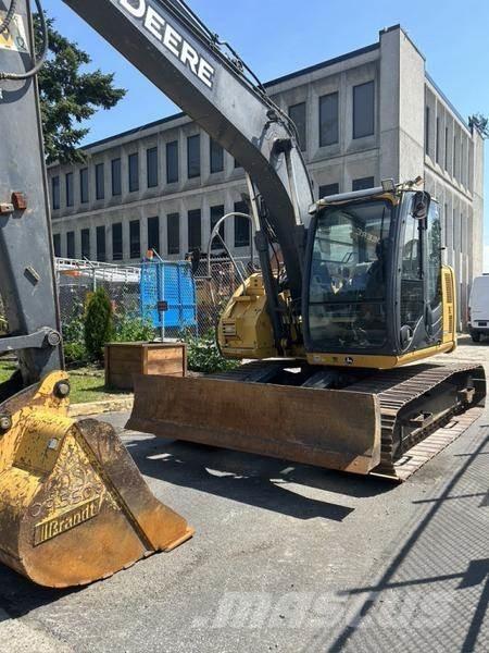 John Deere 135 D Гусеничні екскаватори
