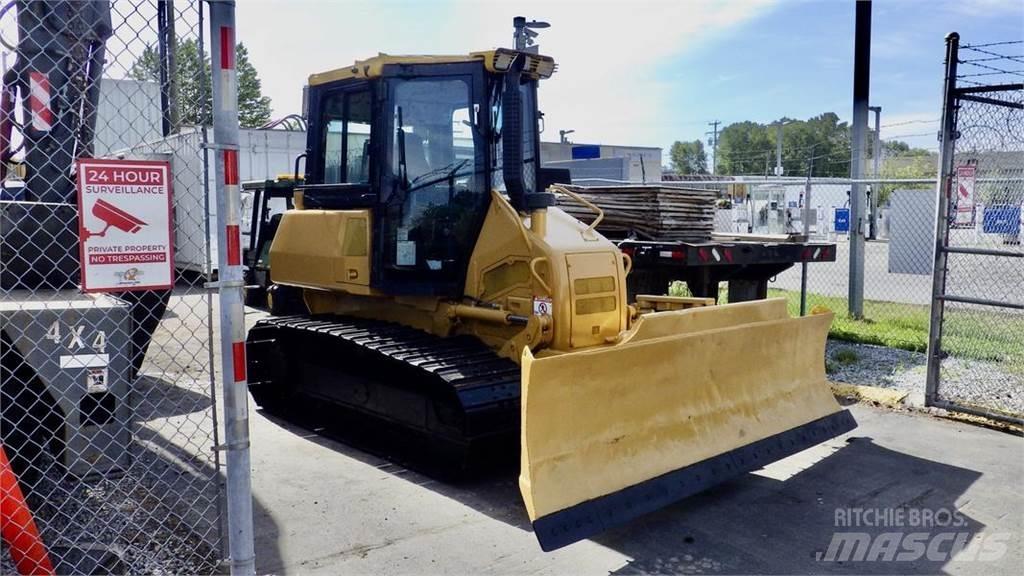 Komatsu D37PX-22 Гусеничні екскаватори