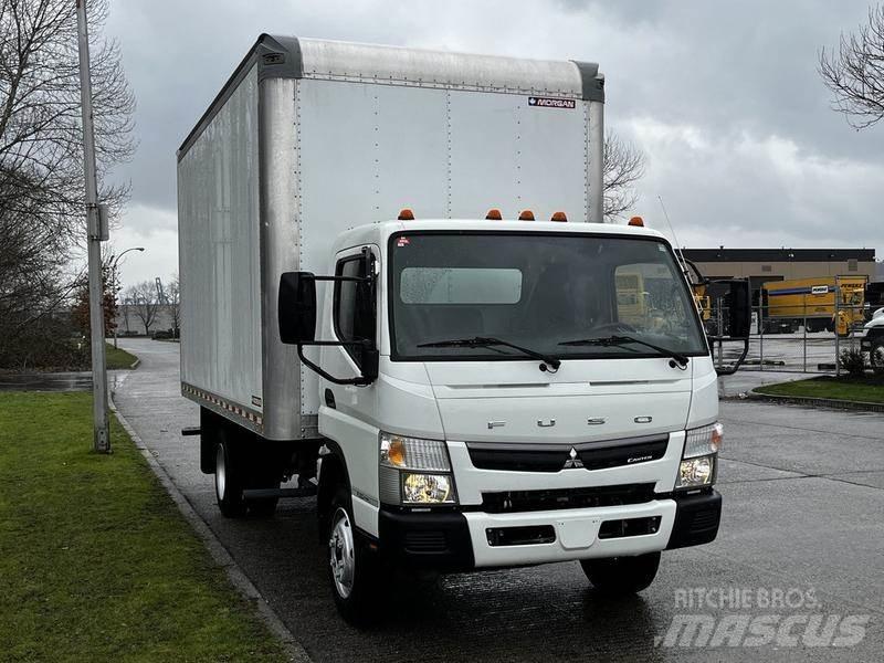 Mitsubishi Fuso Панельні фургони