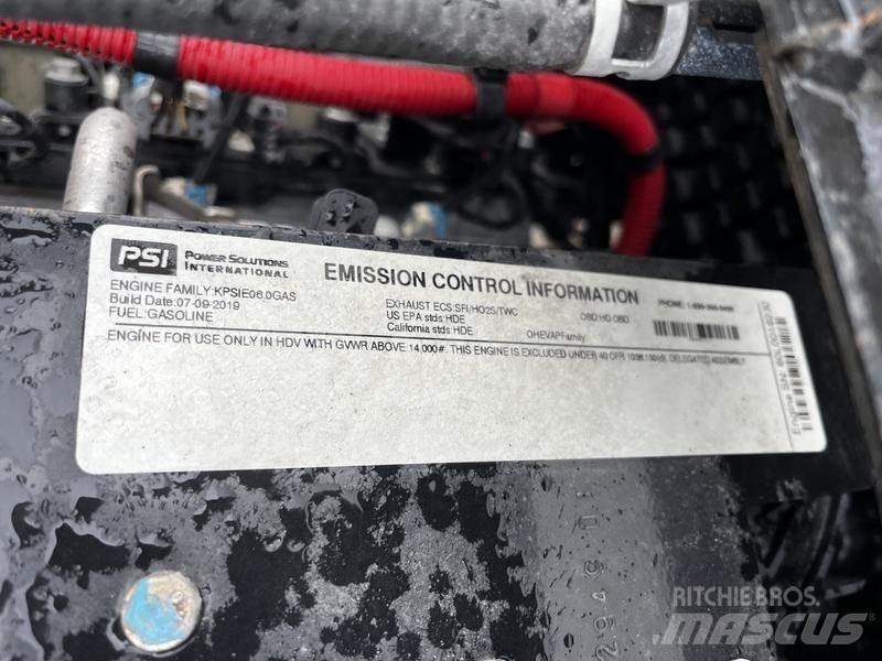 Mitsubishi Fuso Панельні фургони