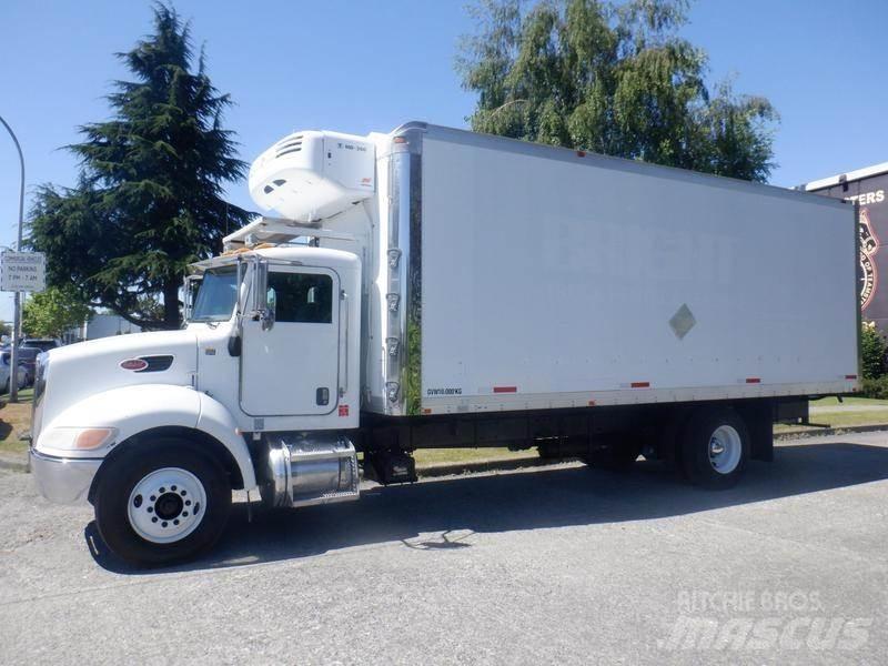 Peterbilt 335 Панельні фургони