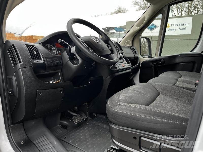 RAM Promaster Панельні фургони