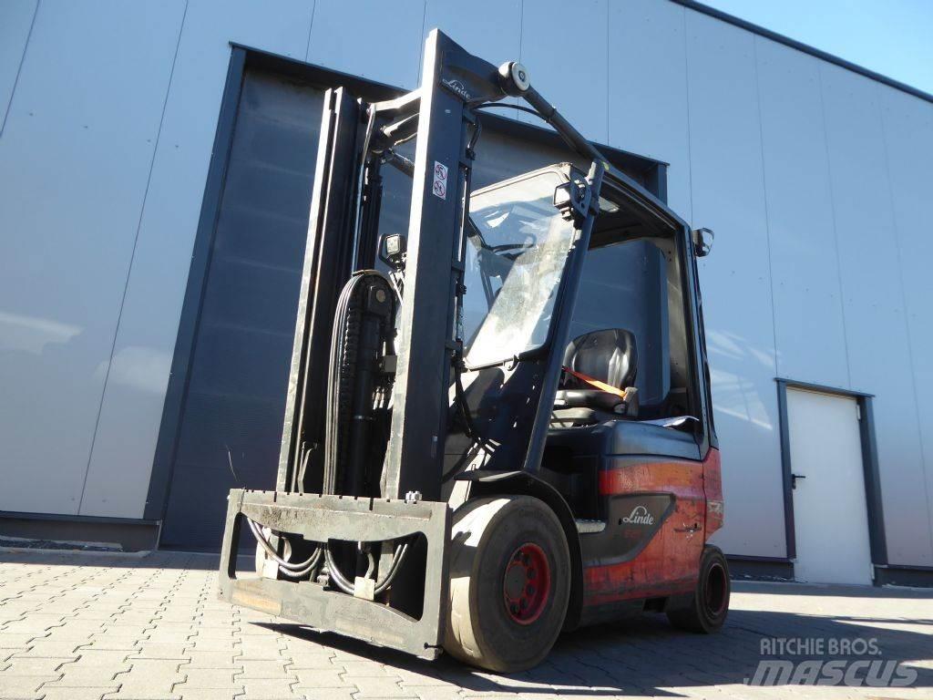 Linde E25-01 Електронавантажувачі