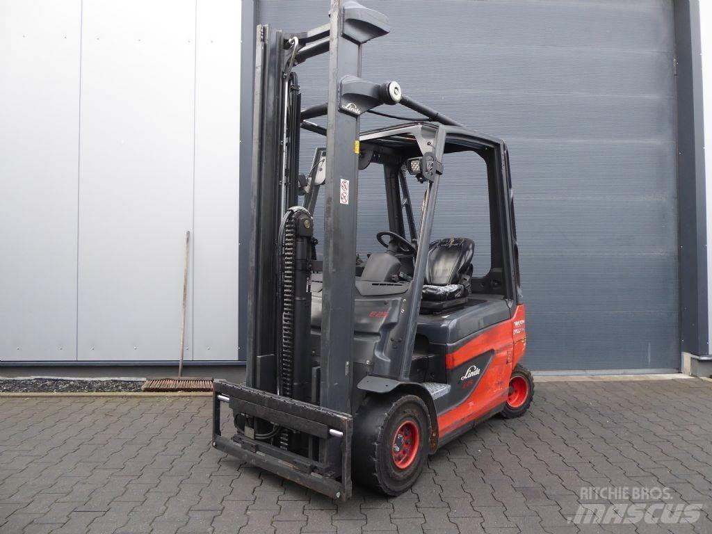 Linde E25-01 Електронавантажувачі