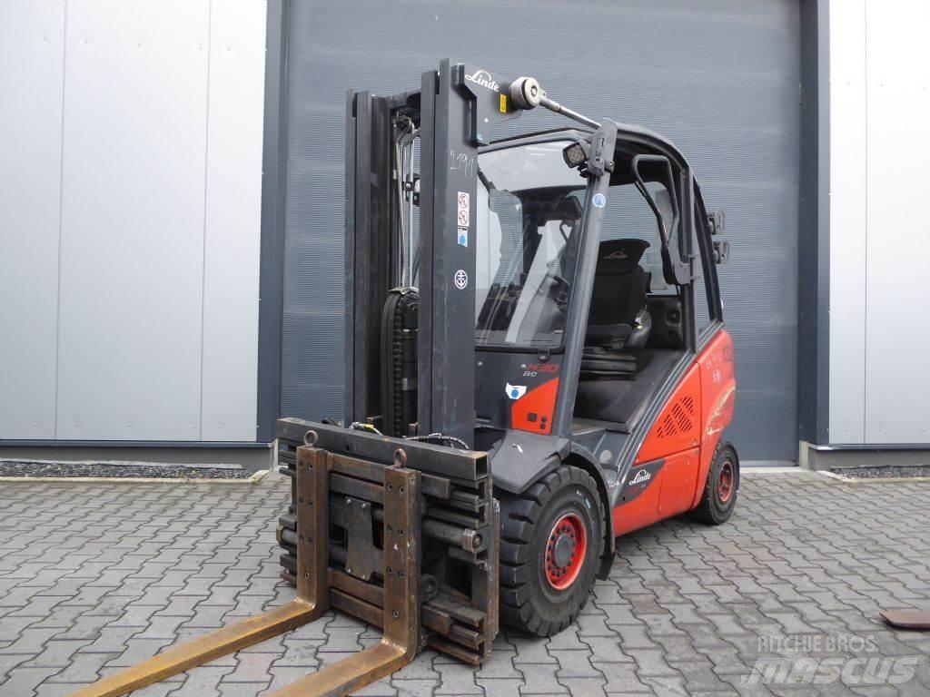 Linde H30D-02 Дизельні навантажувачі