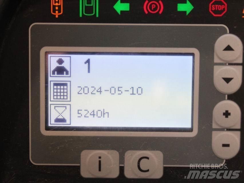 BT RRE 160 Річ-трак із високим підйомом