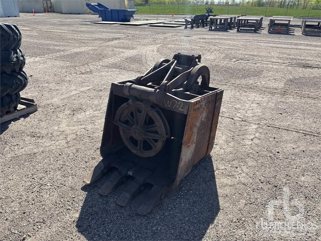  33 in Dragline Ковші