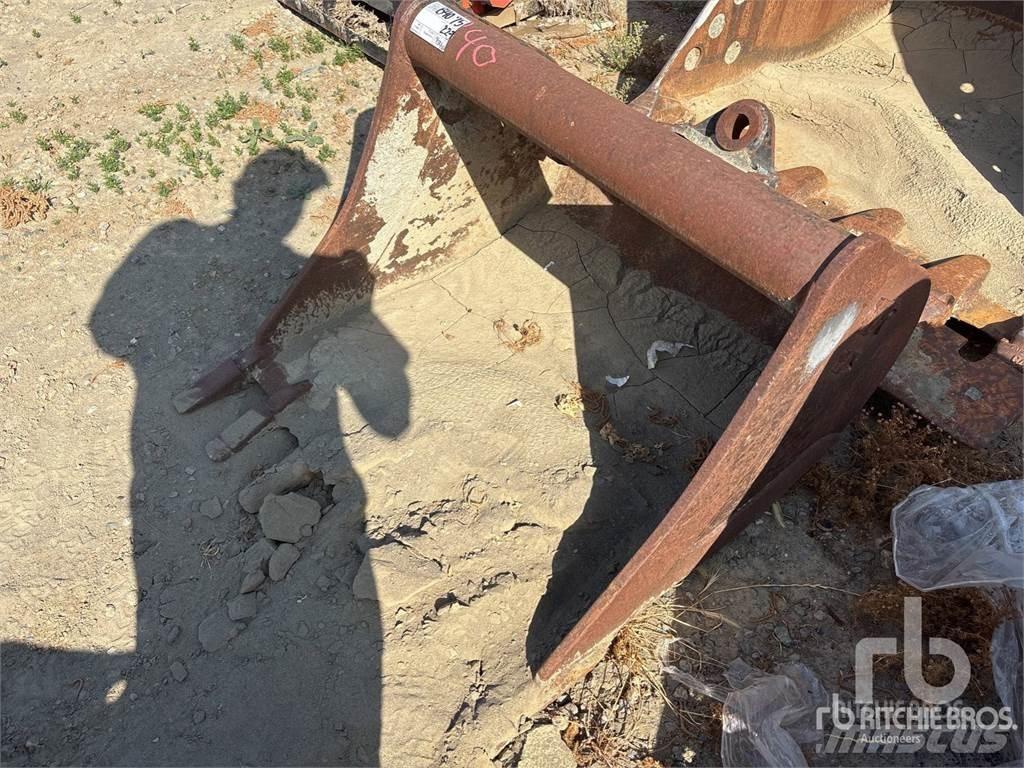  35 in Digging Ковші
