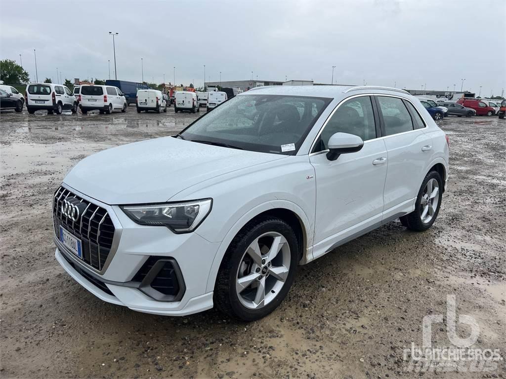 Audi Q3 Автомобілі