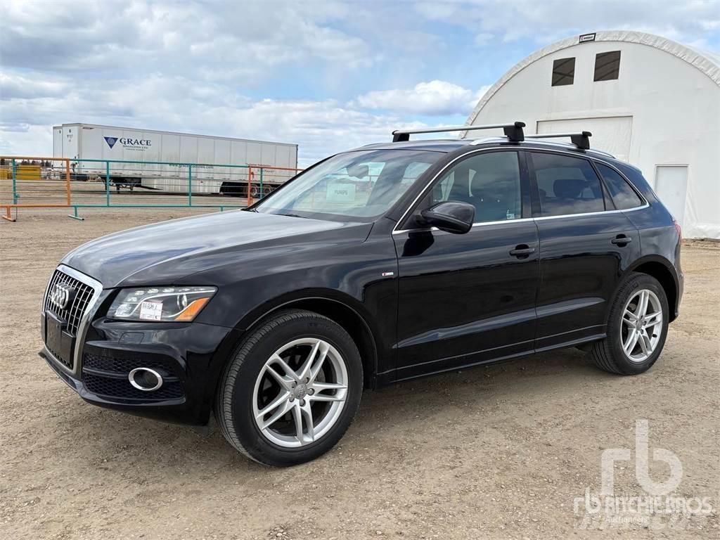 Audi Q5 Пікапи / Бічне розвантаження