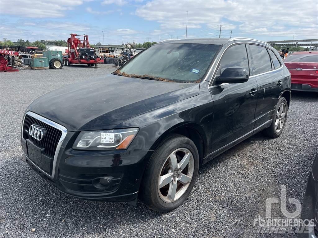 Audi Q5 Пікапи / Бічне розвантаження