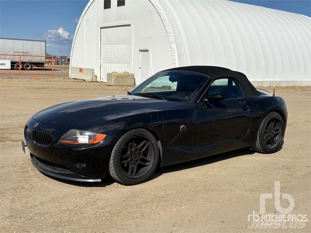 BMW Z4 Автомобілі