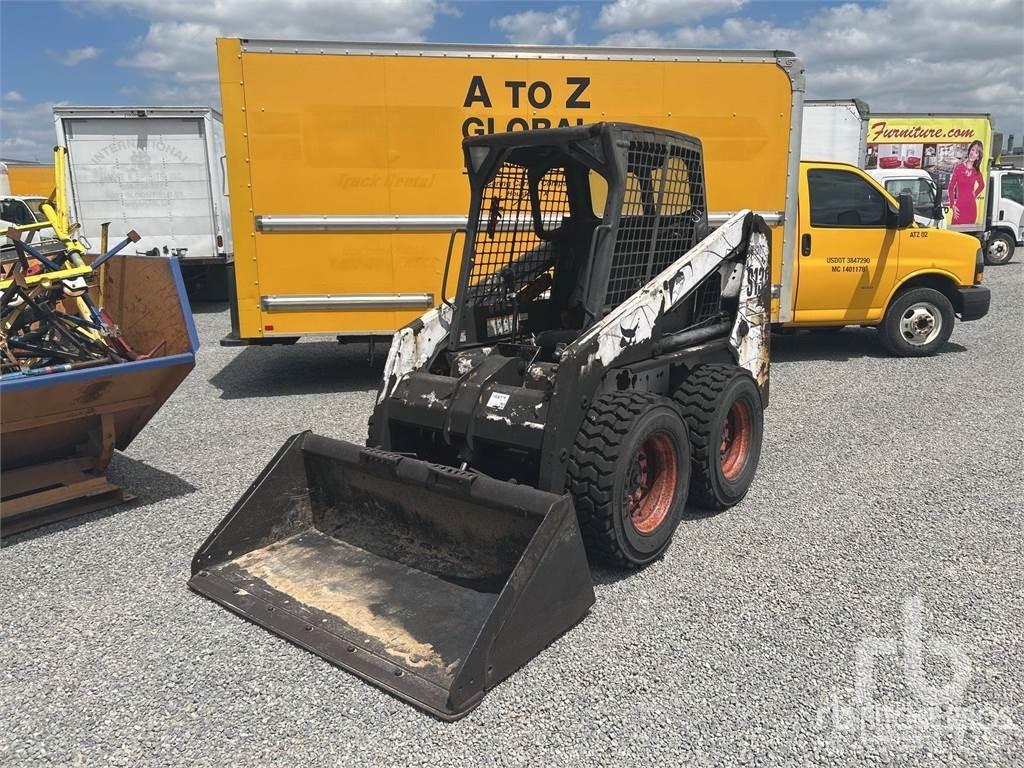 Bobcat S130 Міні-навантажувачі