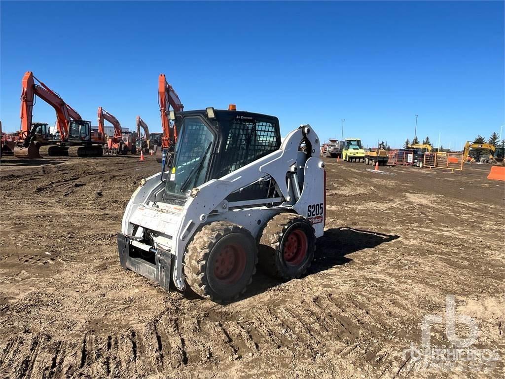 Bobcat S205 Міні-навантажувачі