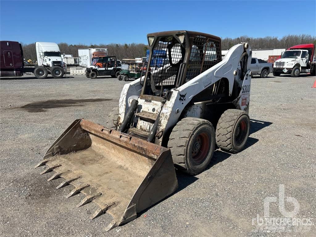 Bobcat S300 Міні-навантажувачі