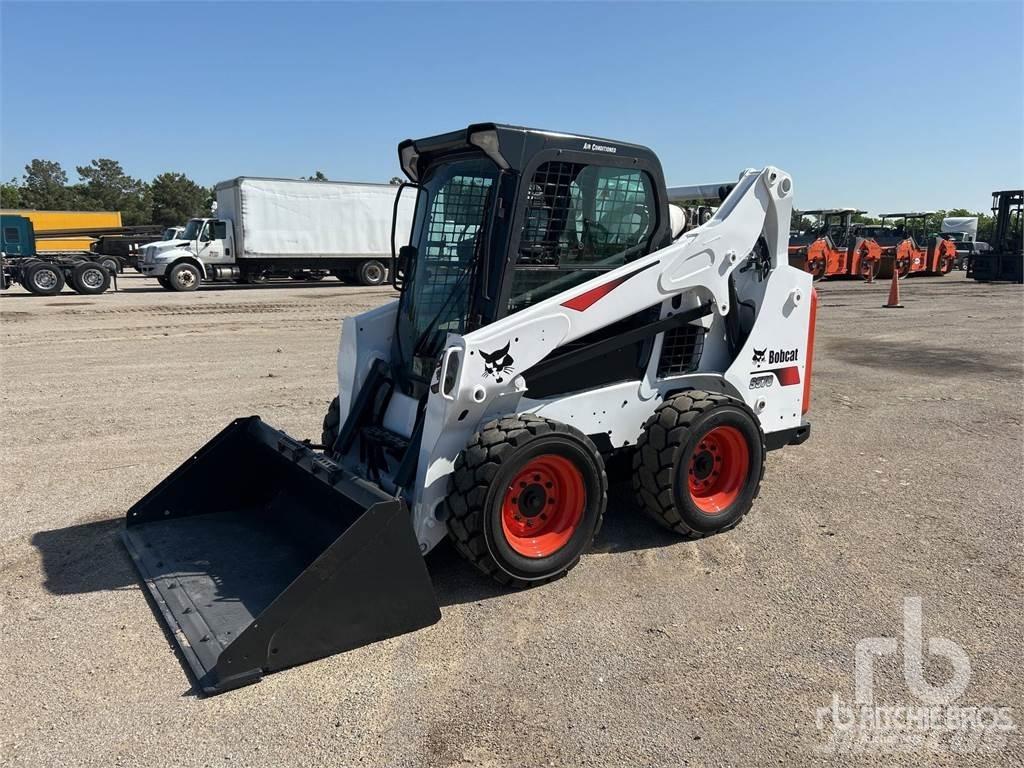 Bobcat S570 Міні-навантажувачі