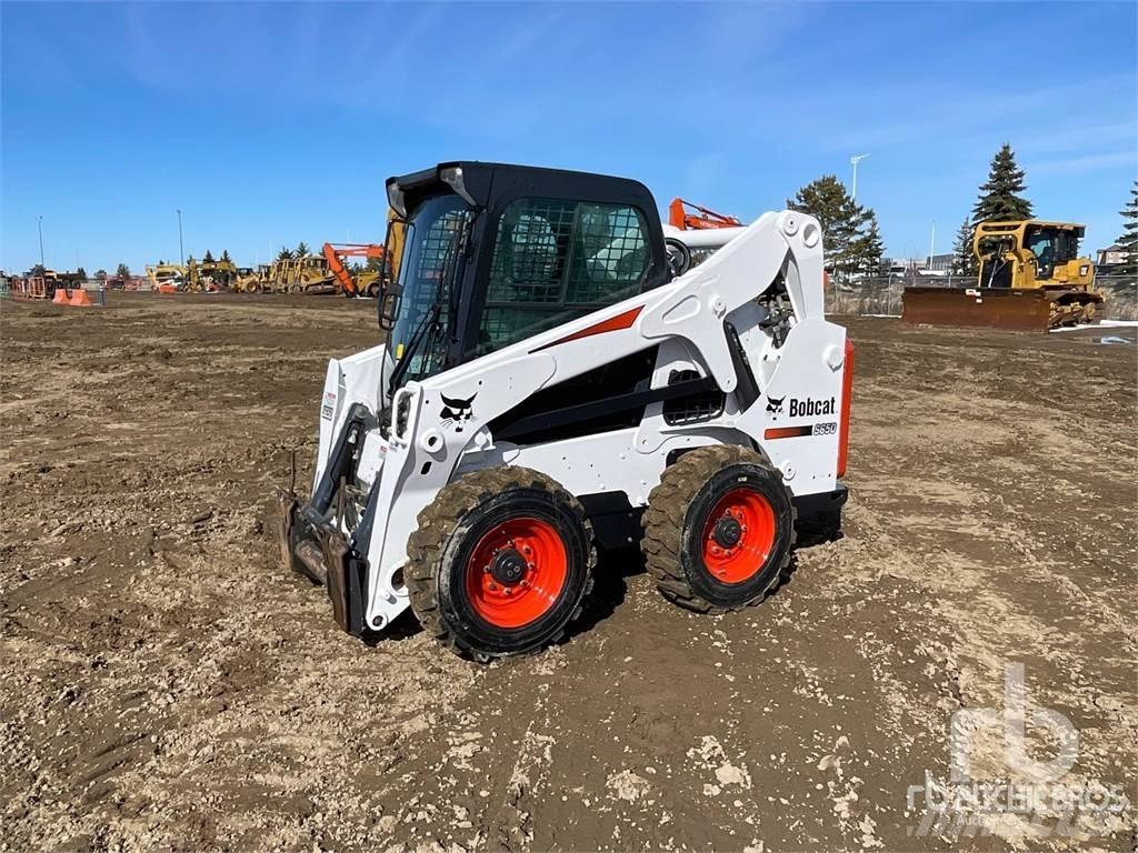 Bobcat S650 Міні-навантажувачі