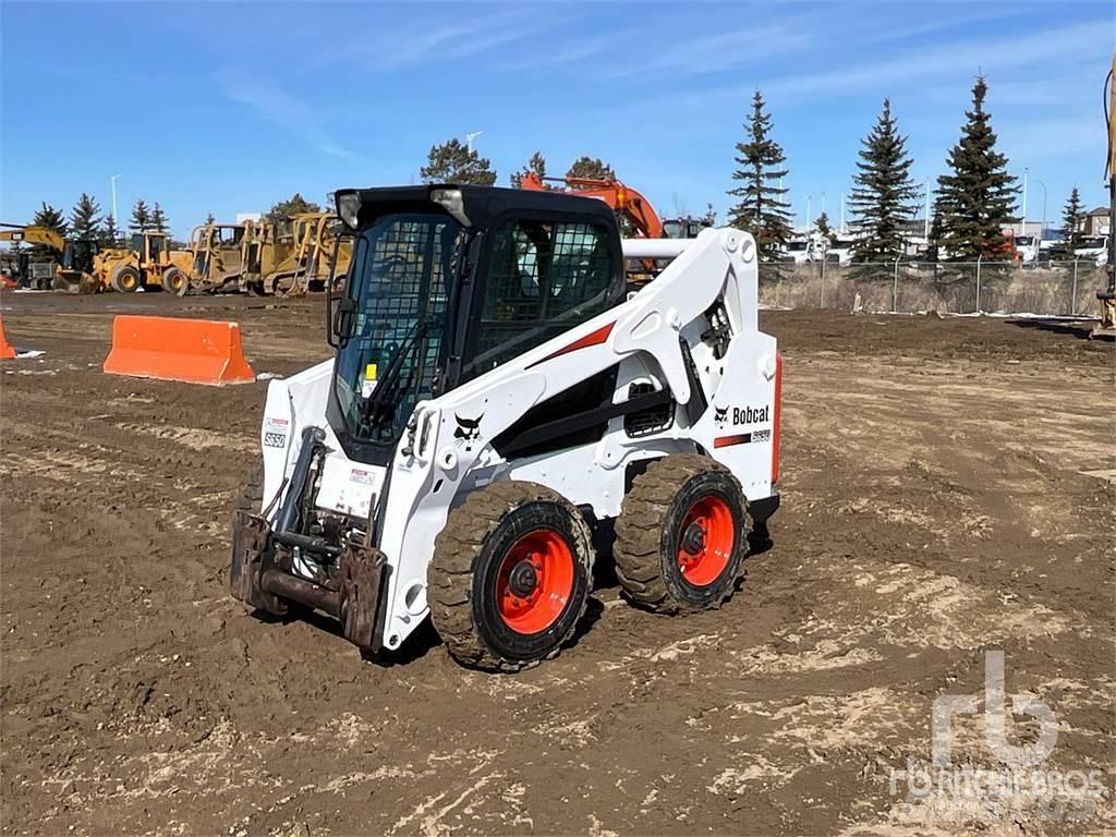Bobcat S650 Міні-навантажувачі