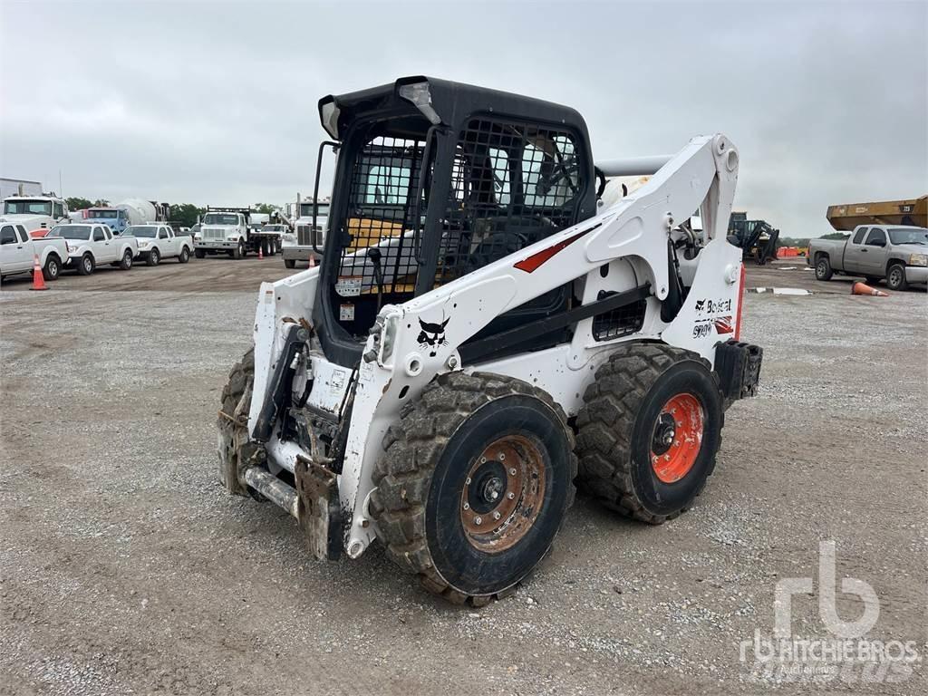 Bobcat S740 Міні-навантажувачі