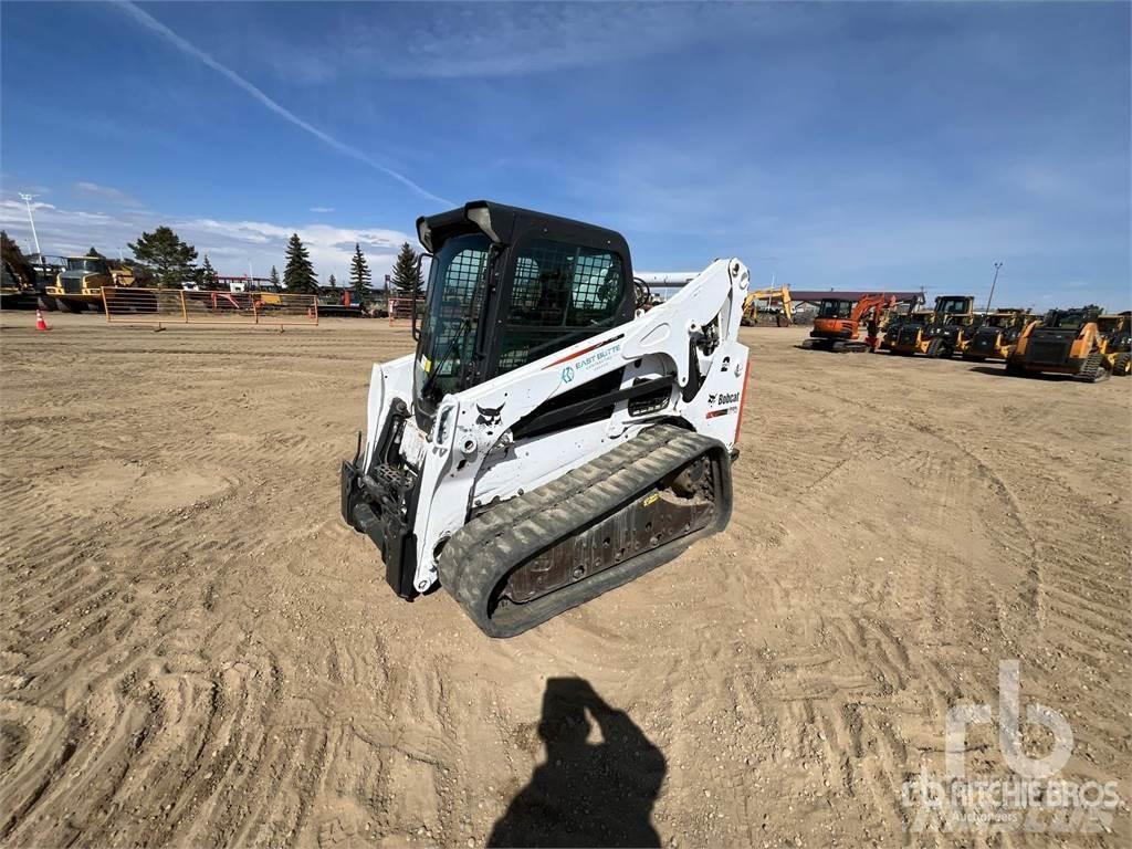 Bobcat T750 Міні-навантажувачі