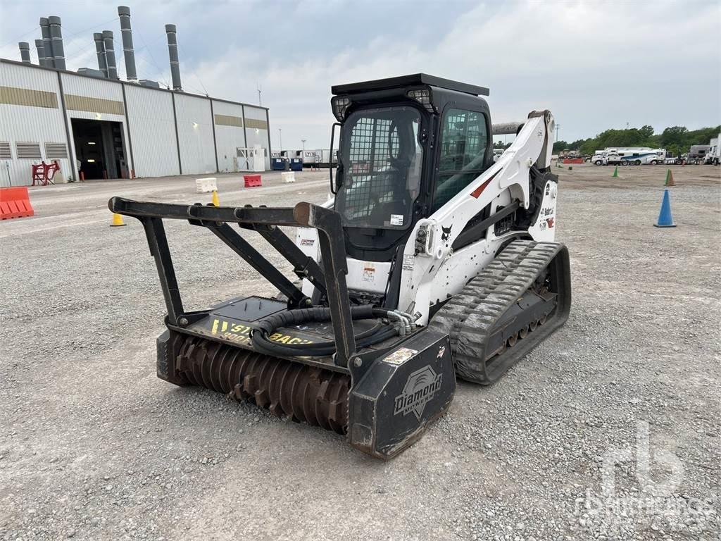 Bobcat T770 Міні-навантажувачі