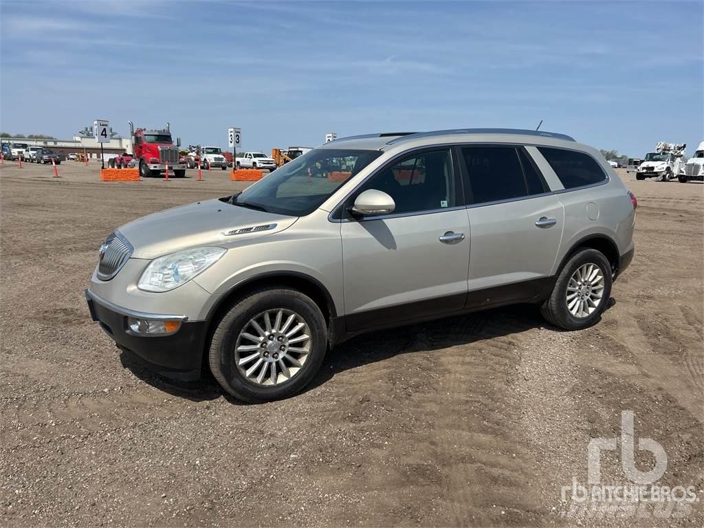 Buick ENCLAVE Панельні фургони