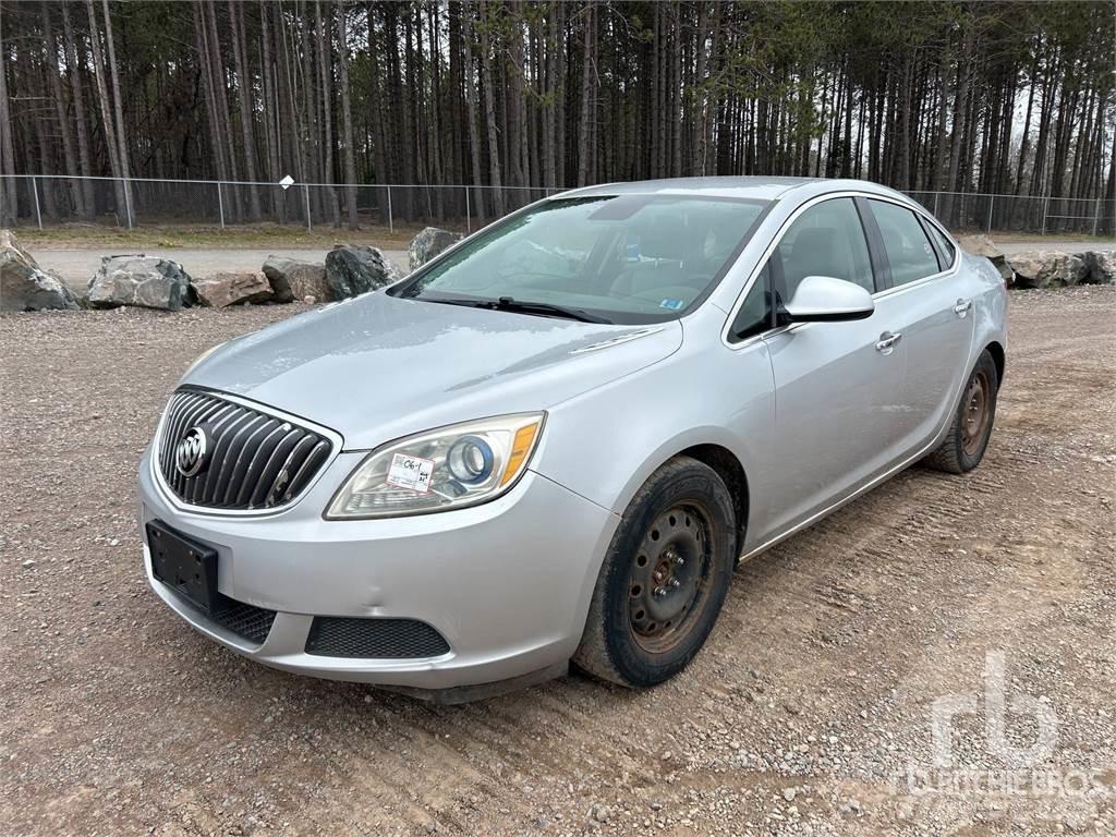 Buick VERANO Автомобілі