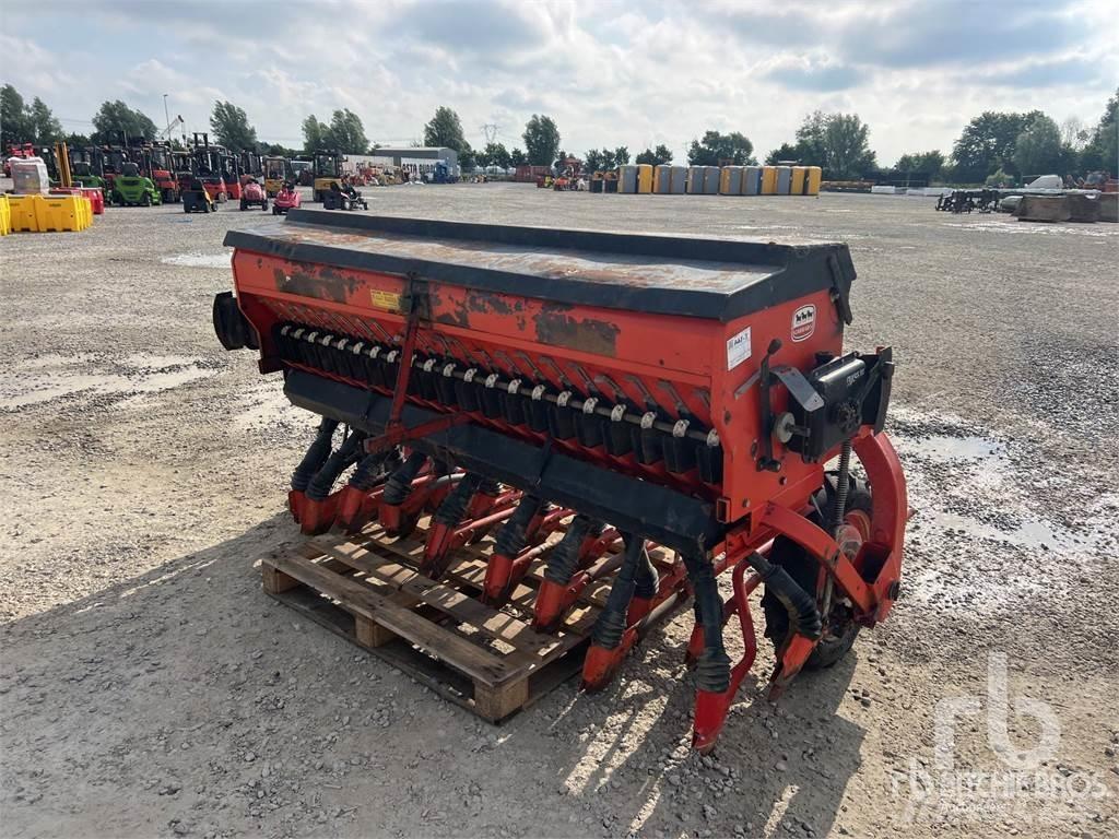 Carraro 2500 Cажалки