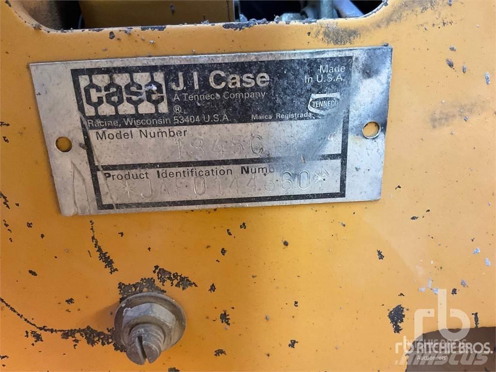 CASE 1845C Міні-навантажувачі