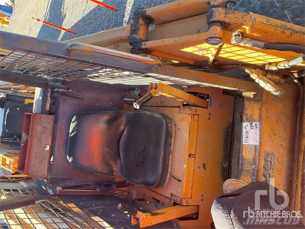 CASE 1845C Міні-навантажувачі