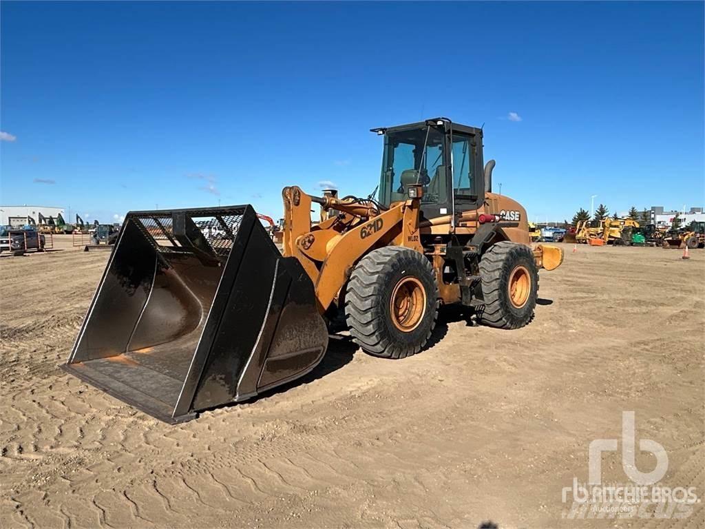 CASE 621D Фронтальні навантажувачі