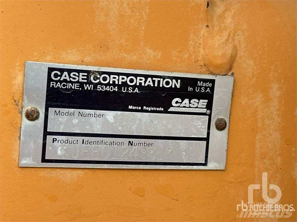 CASE 921C Фронтальні навантажувачі