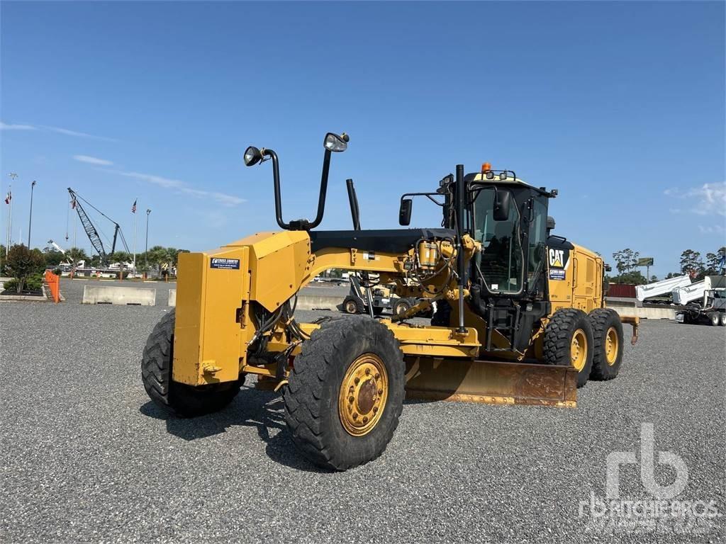 CAT 140M2 AWD Грейдери