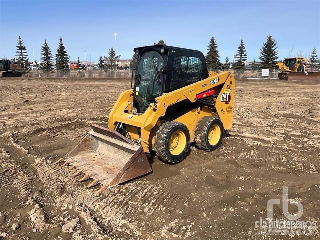 CAT 236D3 Міні-навантажувачі