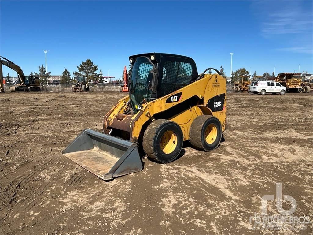 CAT 256C Міні-навантажувачі