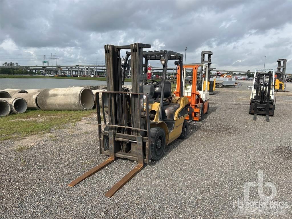 CAT 2PD5000 Дизельні навантажувачі