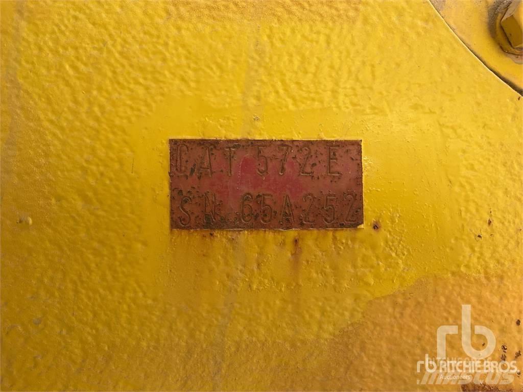 CAT 572E Трубоукладачі