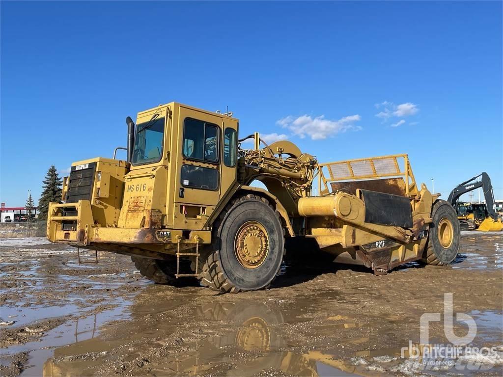 CAT 621F Скрепери